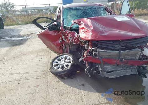 2019 Chevrolet Equinox Lt z USA, uszkodzony, nr VIN 3GNAXUEV1KL276213